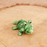 GLASS CROCODILE WITH GOOGLE EYES HAND BLOWN ORNAMENT Sajaroo Gifts